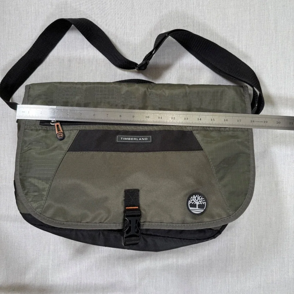 Timberland Messenger Bag Olive Green Black Ripstop Nylon Laptop Commuter Satchel